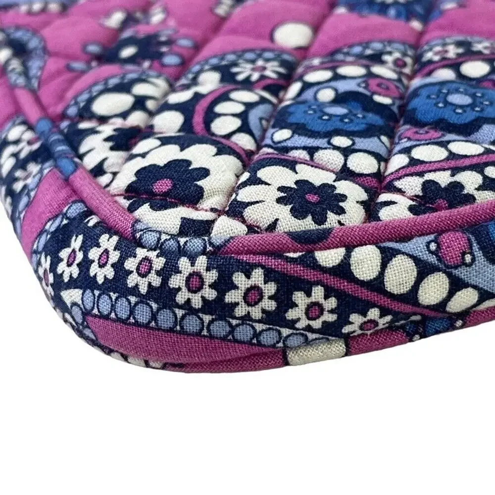 Vera Bradley Boysenberry Tablet Sleeve Padded Paisley Zip Around Bag Quilted